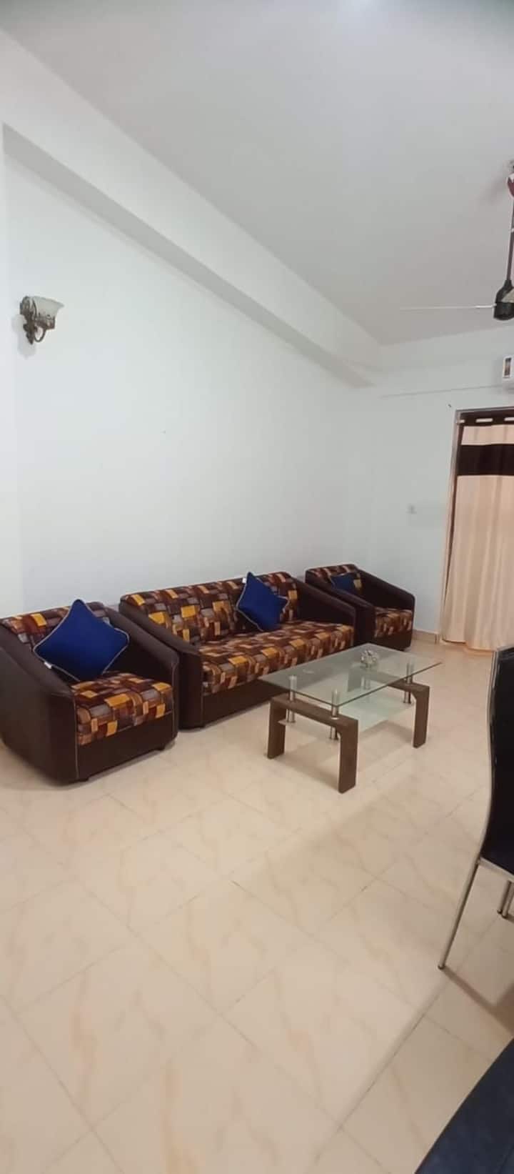 1BHK-10 Pool View/AC/WiFi/Backup/Nr Candolim Beach