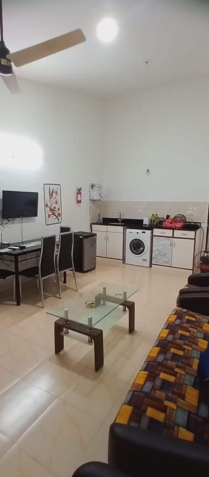 1BHK-10 Pool View/AC/WiFi/Backup/Nr Candolim Beach